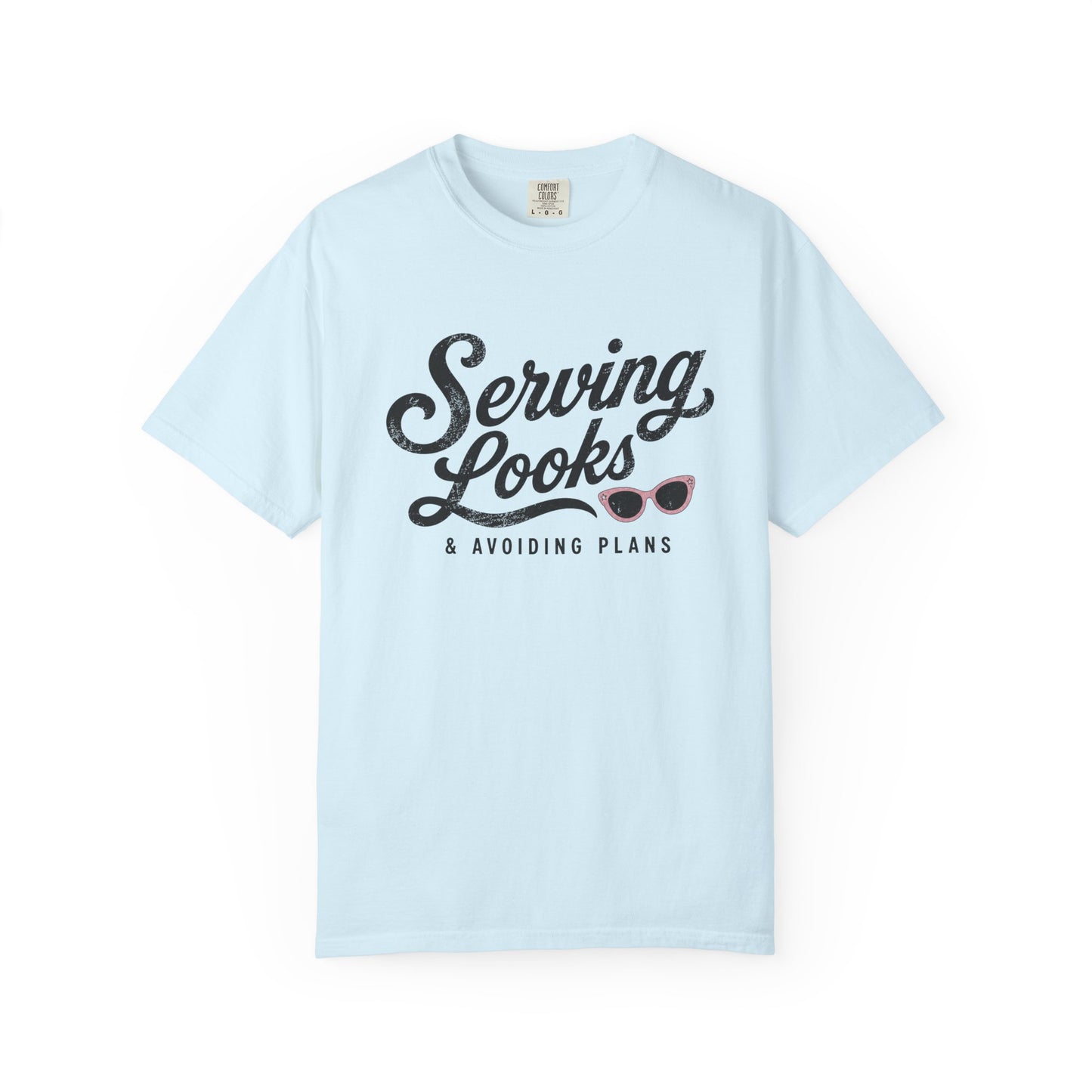 Serving Looks Tee