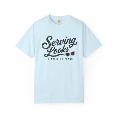 Serving Looks Tee