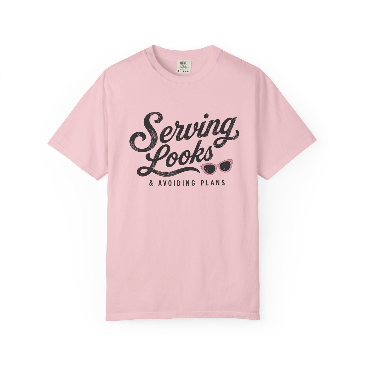 Serving Looks Tee