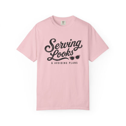 Serving Looks Tee