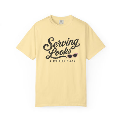 Serving Looks Tee