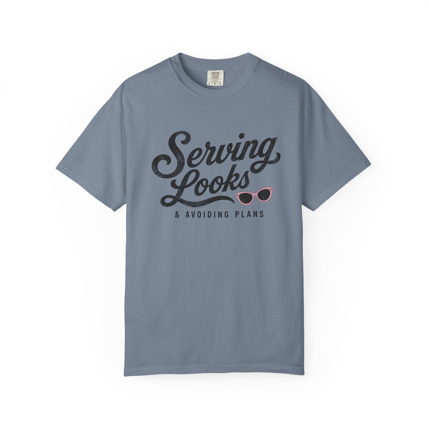 Serving Looks Tee