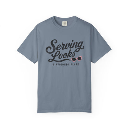 Serving Looks Tee