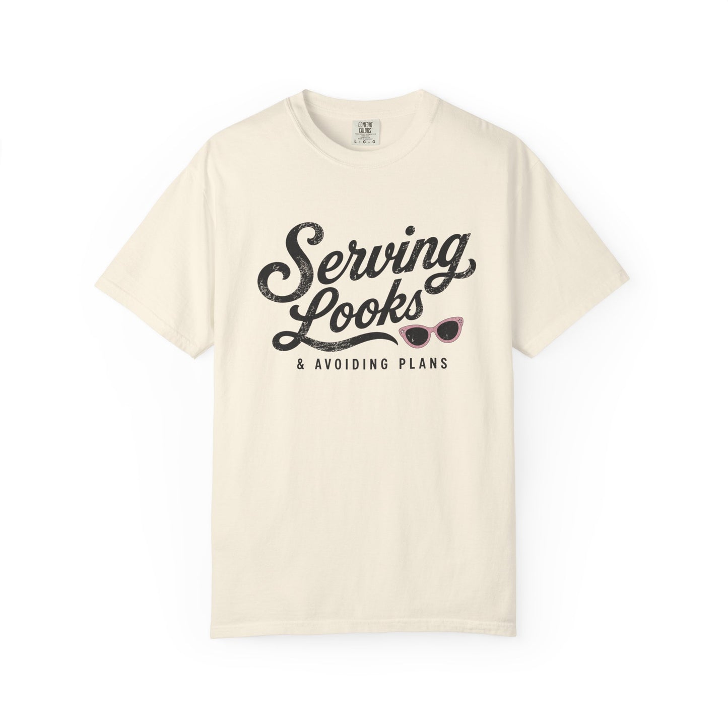 Serving Looks Tee