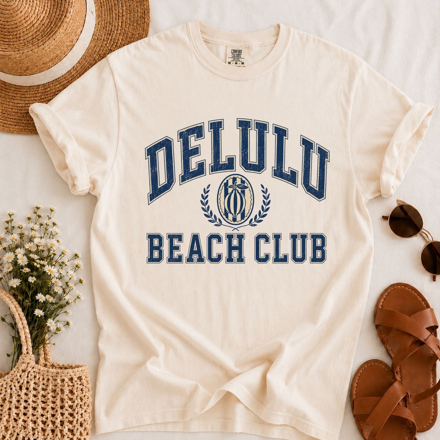 Delulu Beach Club T-shirt