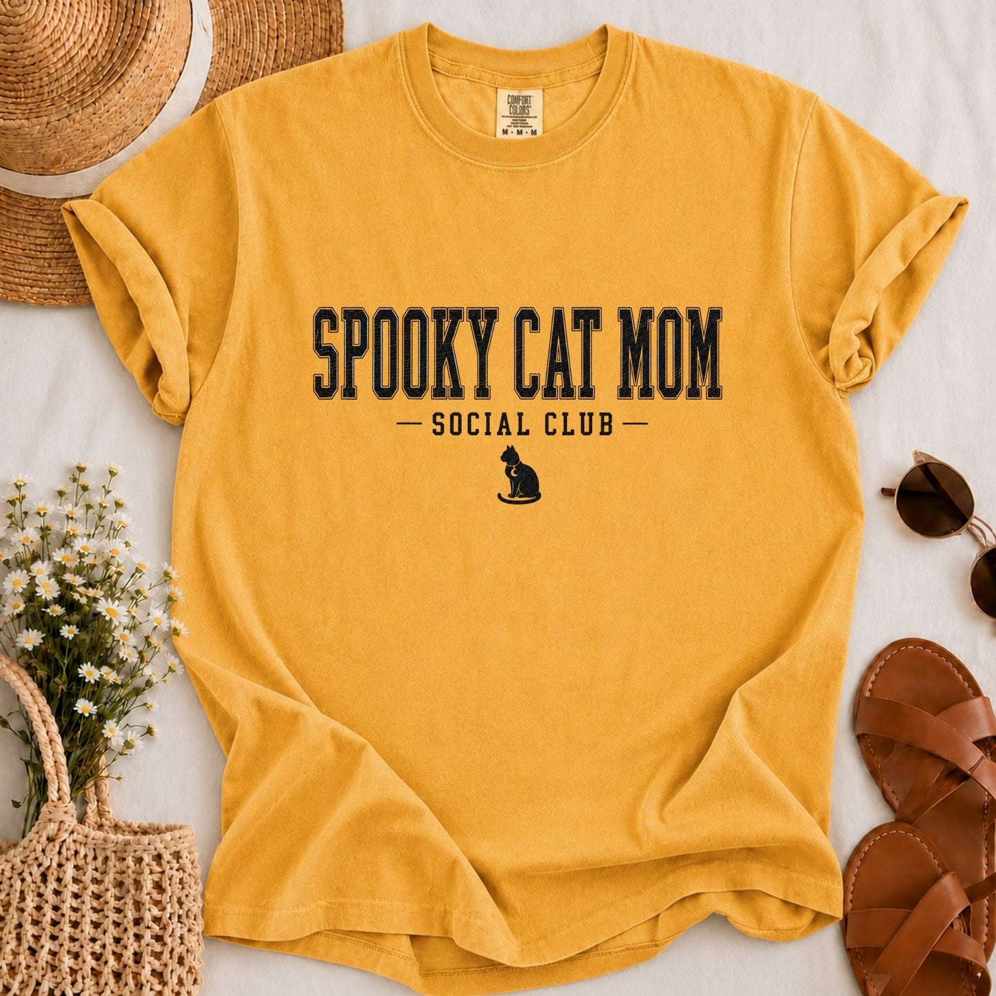Spooky Cat Mom T-shirt