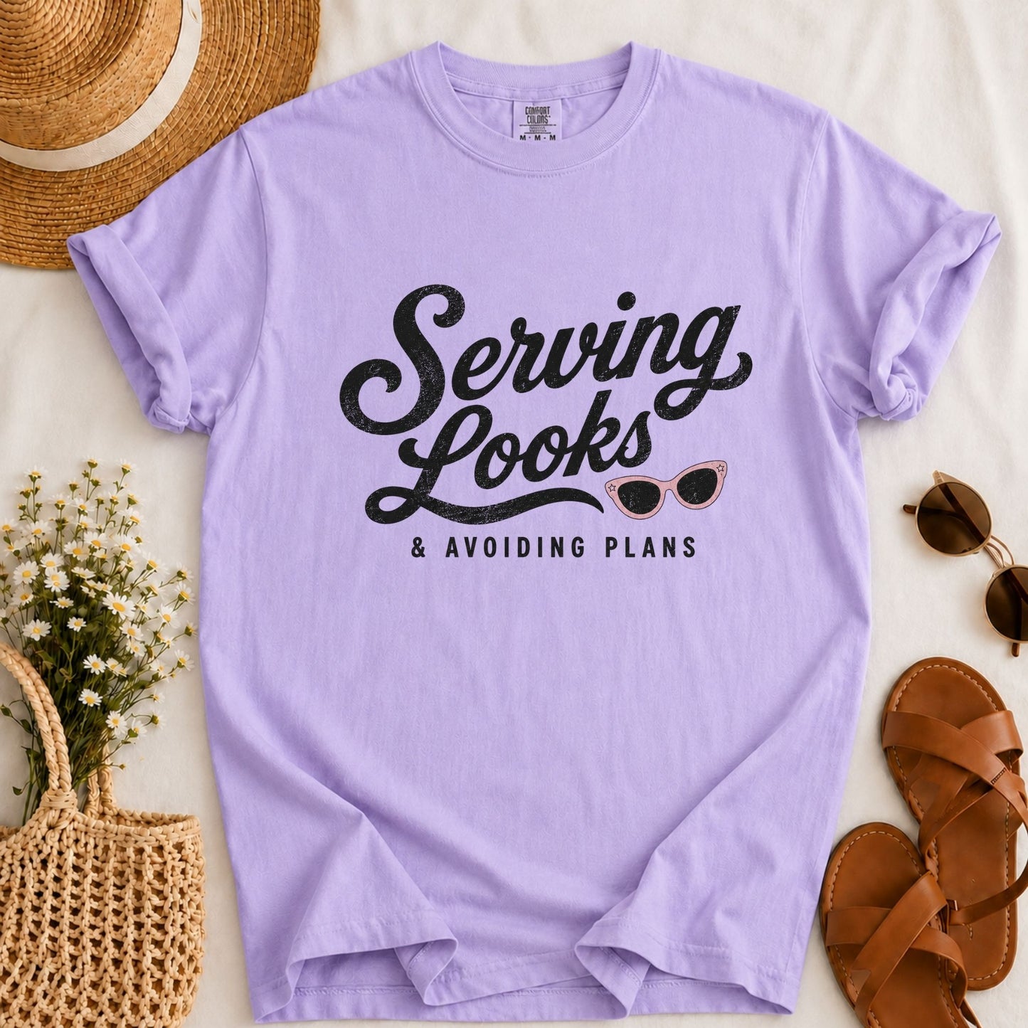 Serving Looks T-shirt