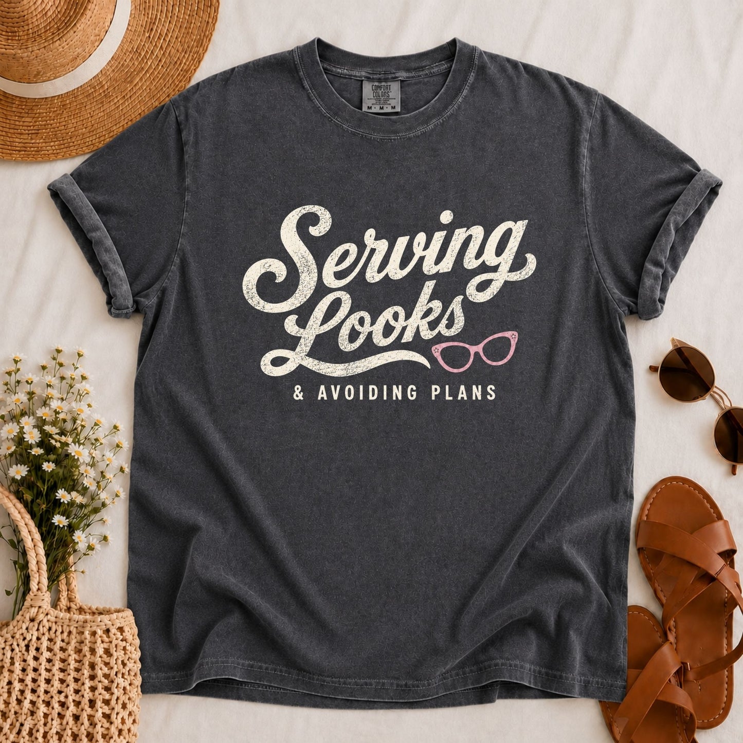 Serving Looks T-shirt