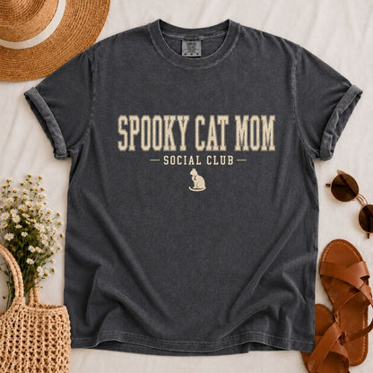 Spooky Cat Mom T-shirt