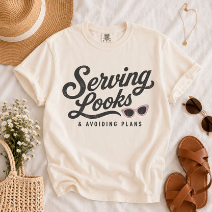 Serving Looks Tee